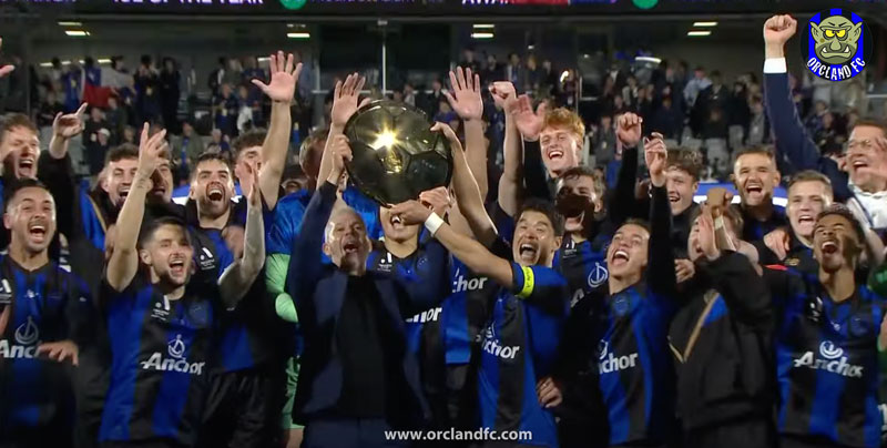 Auckland FC players holding up the Premiers' Plate - A-League Season 24/25